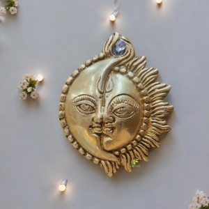 Brass Sun Face Wall Hanging | Unique Decorative Art for Living Room and Home | Elegant Brass Sun Face Wall Showpiece ( Yellow, 4.5 inch)