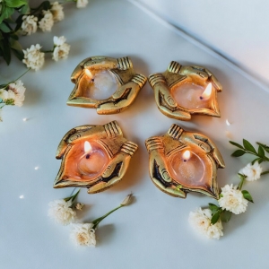 Handmade Indian Puja Brass Oil Lamp - Diya Lamp Engraved Design Dia