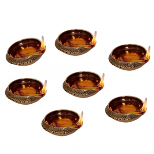 Handmade Indian Puja Brass Oil Lamp - Diya Lamp Engraved Design Dia - 3 inch (Set of 7)