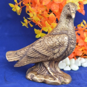 Brass Pigeon Statue Decorative Showpiece with Antique Finish for Table Decor