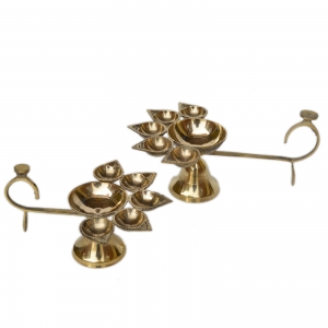 Pooja Ghar Brass Made Decorative Aarti Deepak/DIya/Oil Lamp Pair