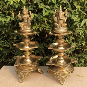 Laxmi Ganesh Diya Stand Handmade Indian oil Lamp for home and office table decor